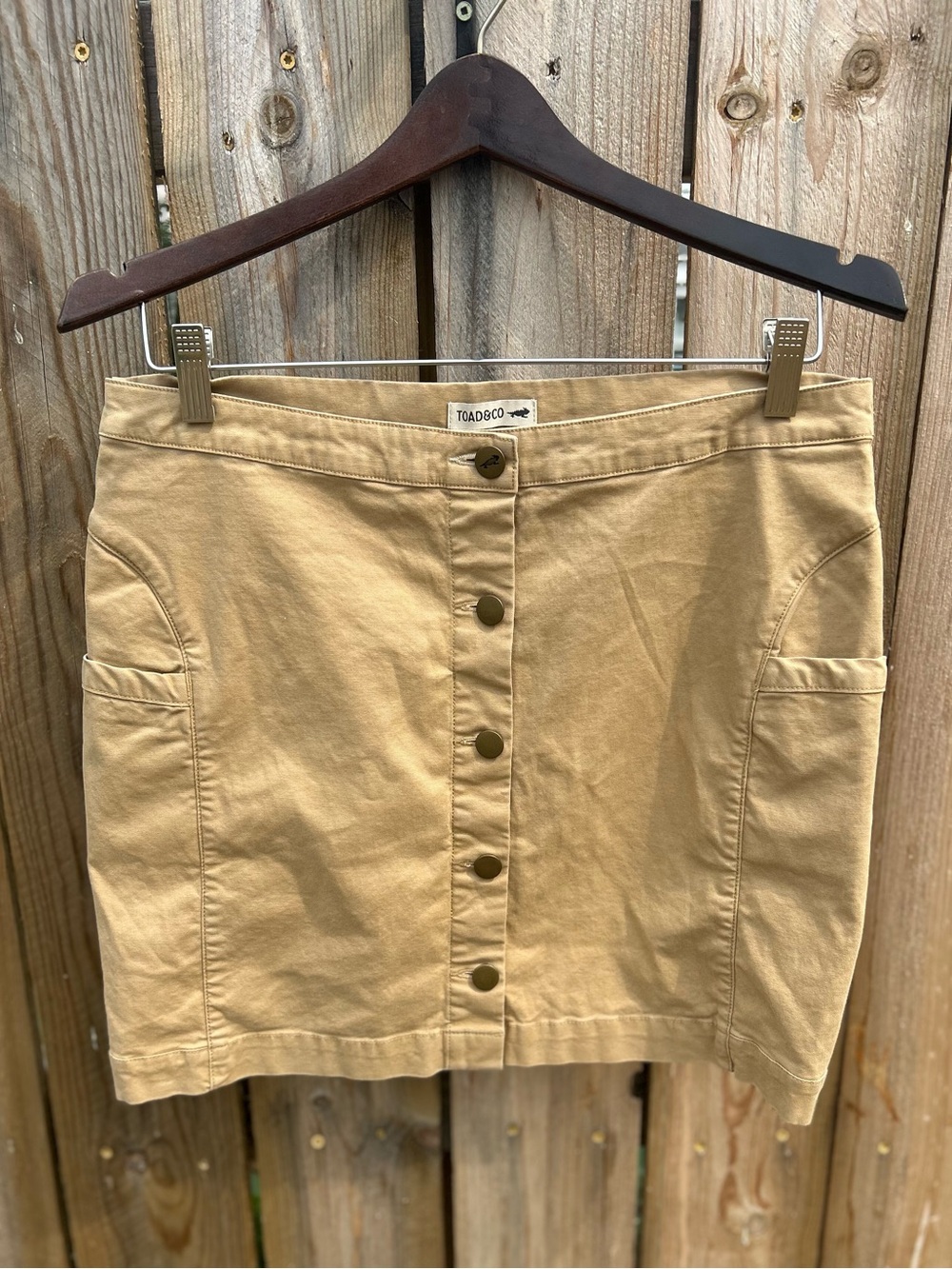 Toad&Co Tan Utility Skirt Size 10
